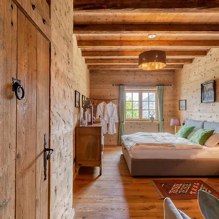 Chalet Cassia
